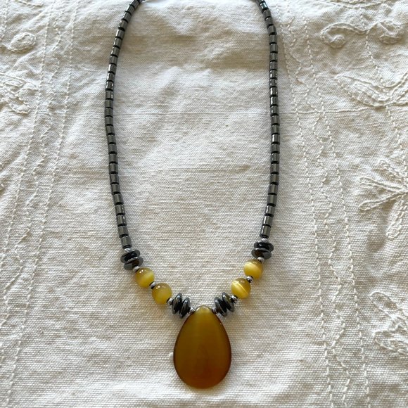 Jewelry - Beautiful Hematite and Tiger's Eye Pendant Necklace